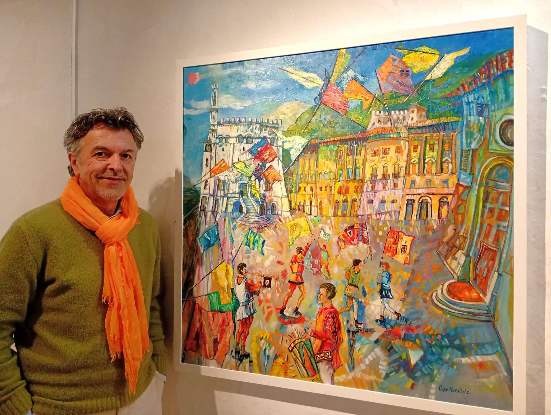 L'artista con l'opera dedicata alla festa di Gubbio